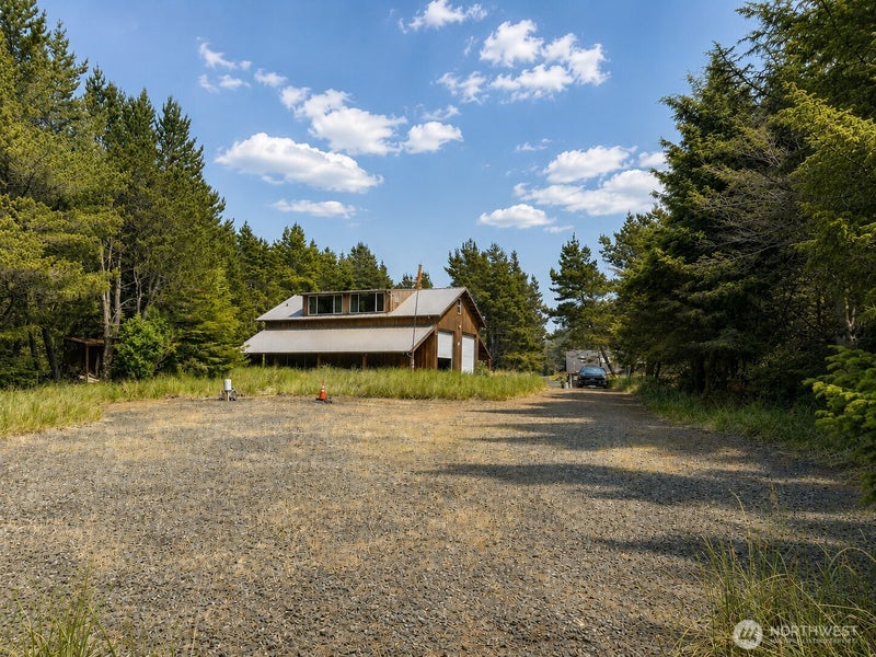 1195 215 th Lane