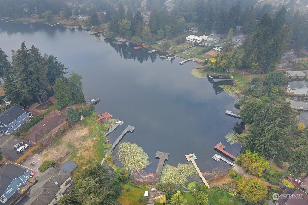 Photo of 4030 S 275th Place, Auburn, WA 98001 (MLS # 2046701)