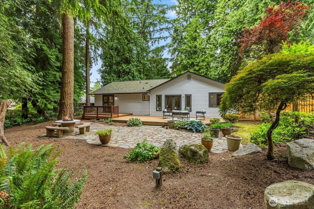 Photo of 23407 35th Avenue W, Brier, WA 98036 (MLS # 2409128)