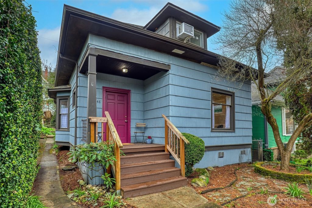 Photo of 5248 11th Avenue NE, Seattle, WA 98105 (MLS # 2498534)