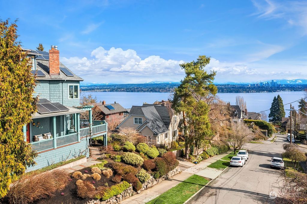 Photo of 3602 E Pike Street, Seattle, WA 98122 (MLS # 2037785)