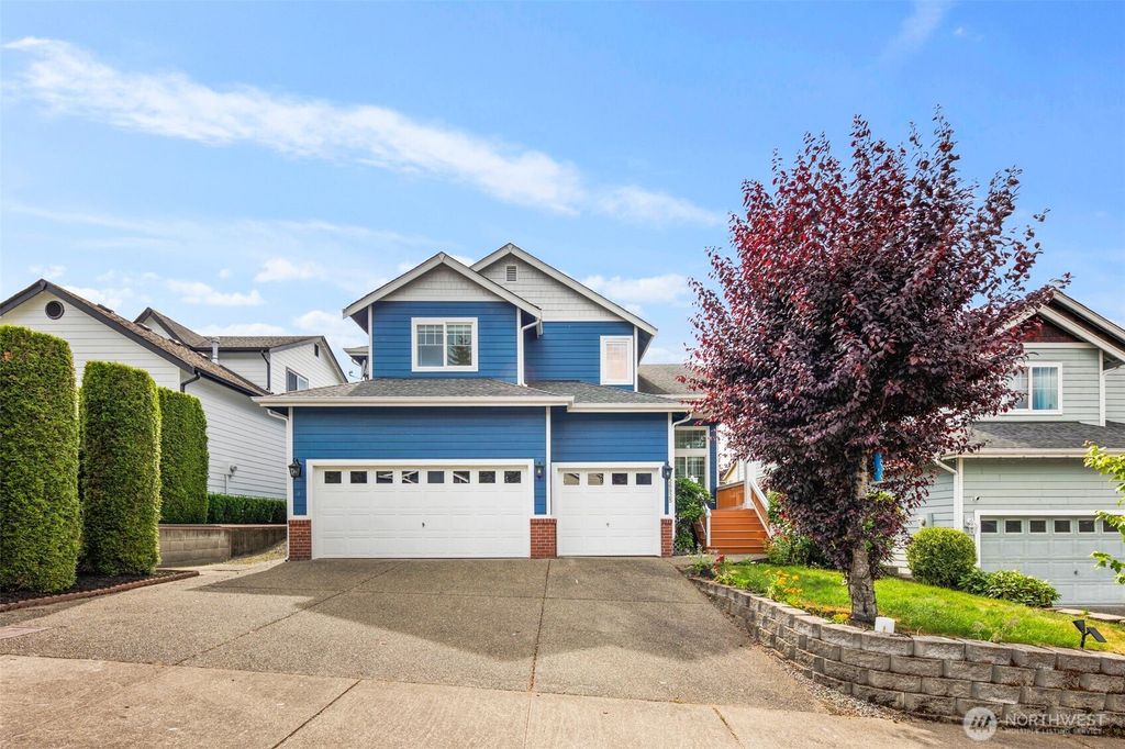 Photo of 26925 121st Place SE, Kent, WA 98030 (MLS # 2396116)