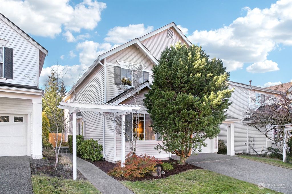 Photo of 7027 Autumn Avenue SE, Snoqualmie, WA 98065 (MLS # 2314442)