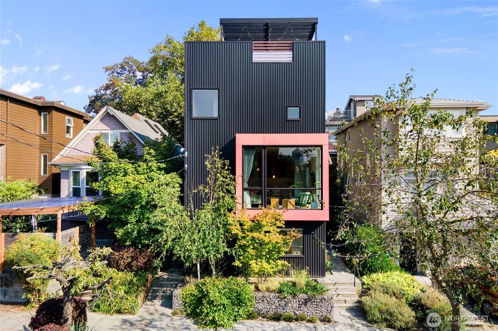 Photo of 716 16th Avenue #C, Seattle, WA 98122 (MLS # 2428237)