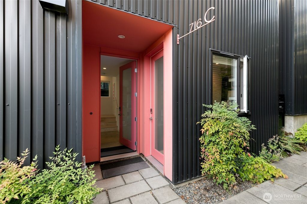 Photo of 716 16th Avenue #C, Seattle, WA 98122 (MLS # 2428237)