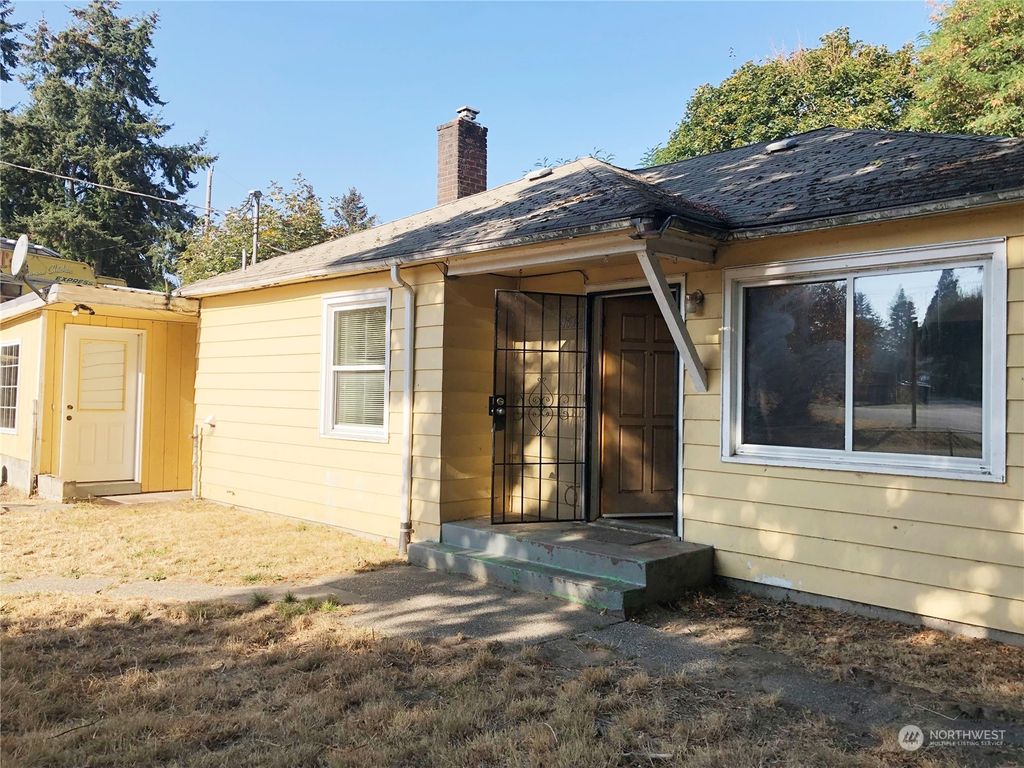 Photo of 11637 76th Avenue S, Seattle, WA 98178 (MLS # 2006965)