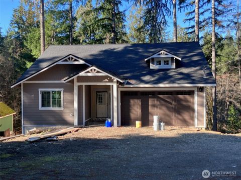 Photo of 821 E Olde Lyme Road, Shelton, WA 98584 (MLS # 2304023)