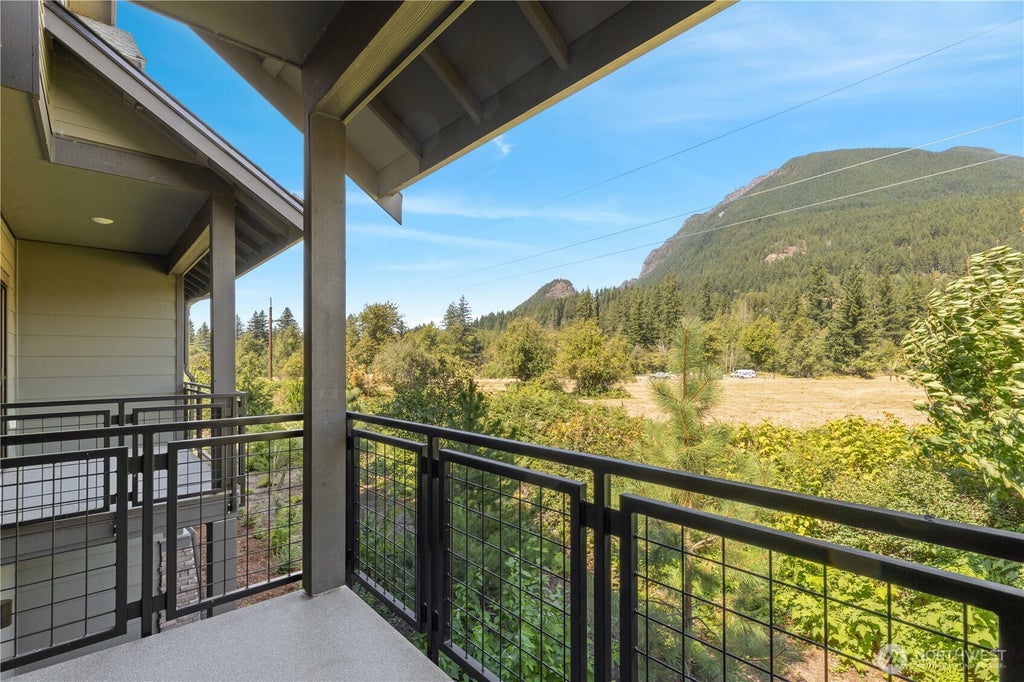 Photo of 1976 SE 12th Street #1105, North Bend, WA 98045 (MLS # 2538274)