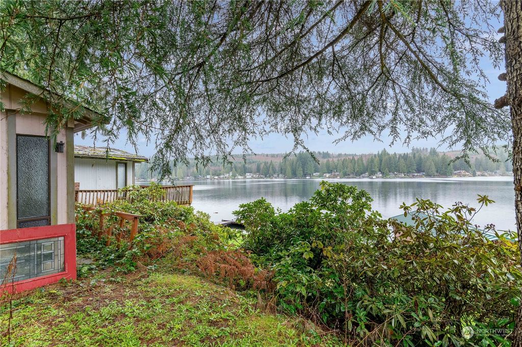 Photo of 2030 S Lake Roesiger Road, Snohomish, WA 98290 (MLS # 2206494)