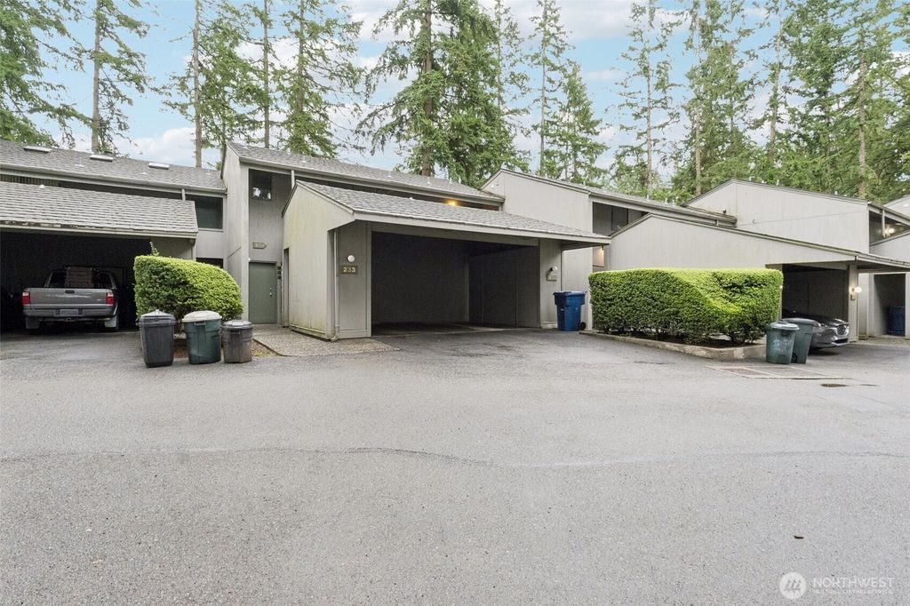 Photo of 6236 137th Place NE #233, Redmond, WA 98052 (MLS # 2474829)