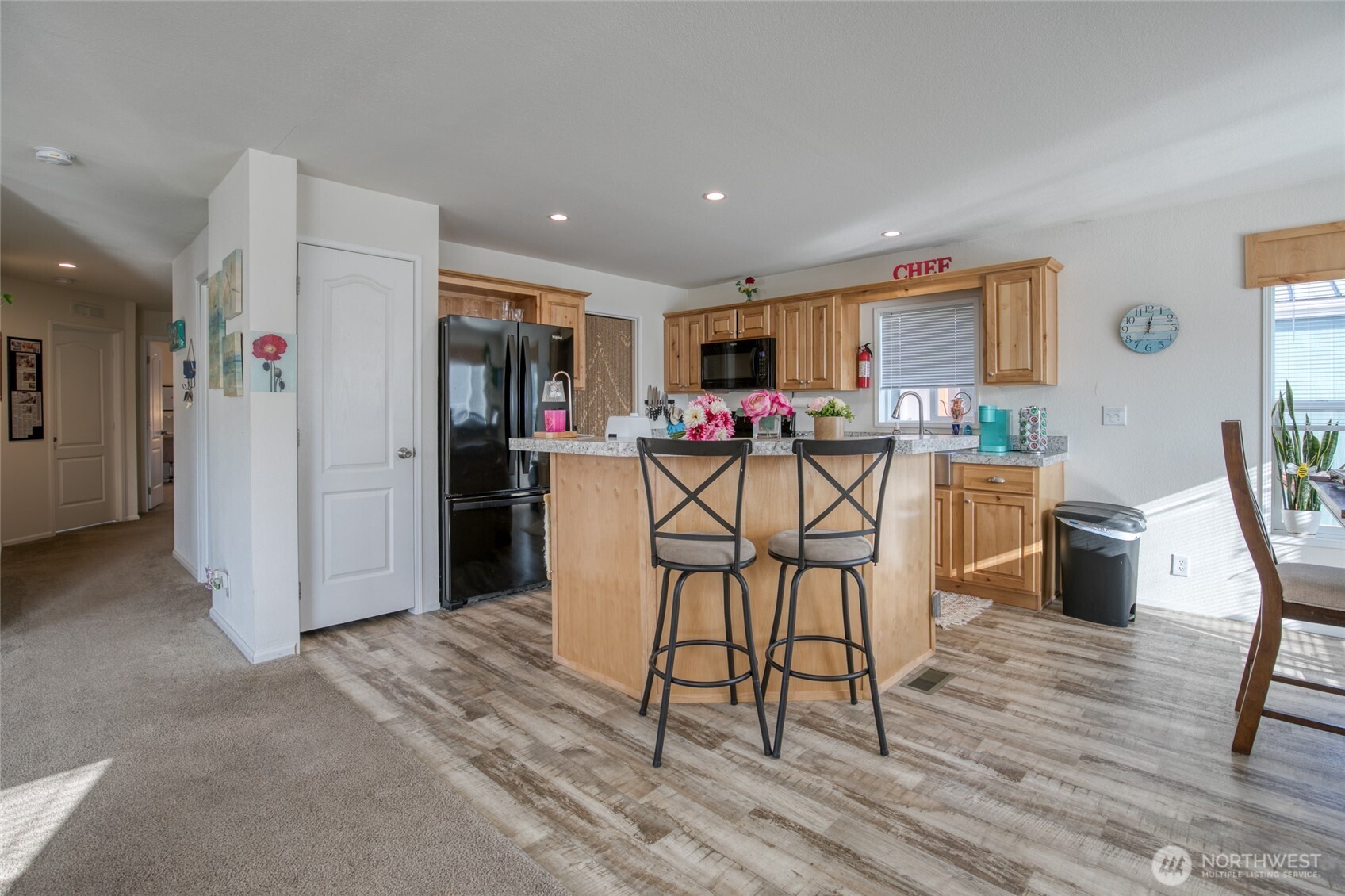 2010 Broadway Avenue 8