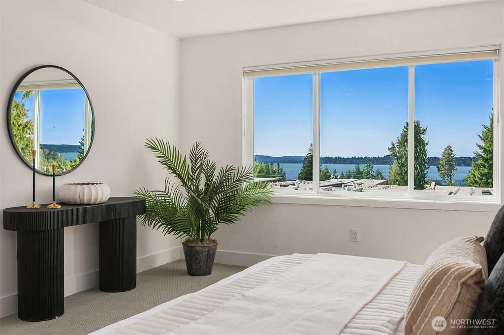 Photo of 733 4th Court S, Kirkland, WA 98033 (MLS # 2434830)