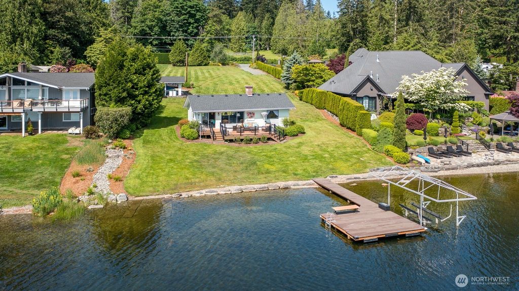 Photo of 15019 56th Avenue NW, Stanwood, WA 98292 (MLS # 2513994)