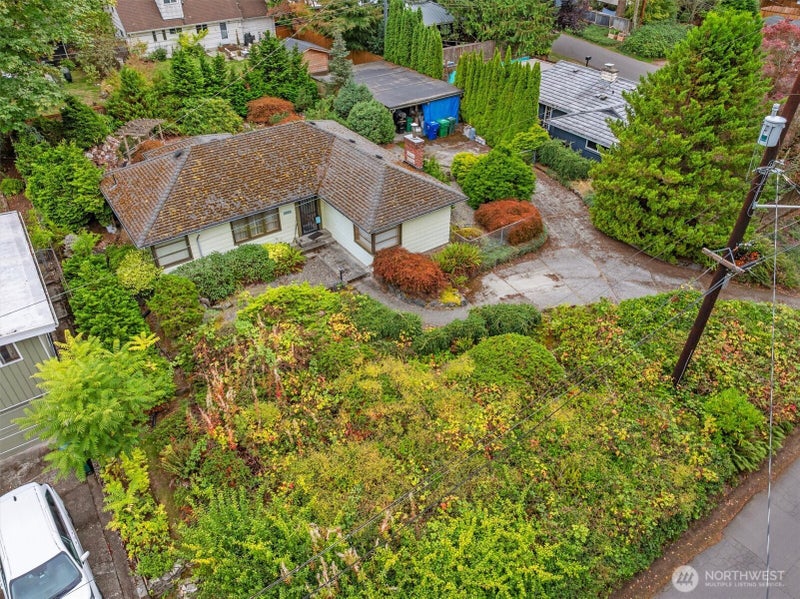 4005 NE 88th Street