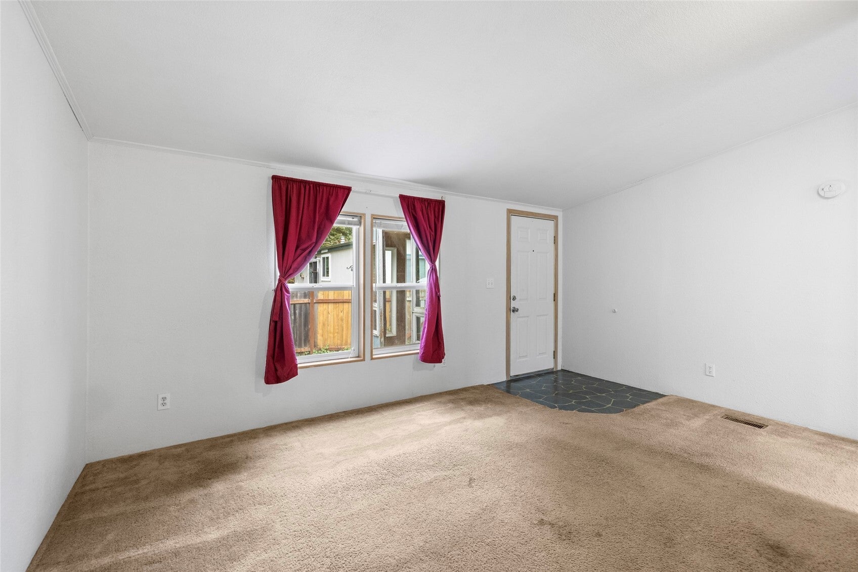 451 N Regent Street