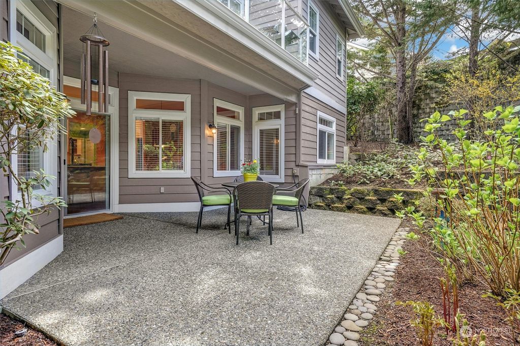 Photo of 4405 Providence Point Place SE #1625, Issaquah, WA 98029 (MLS # 2219295)