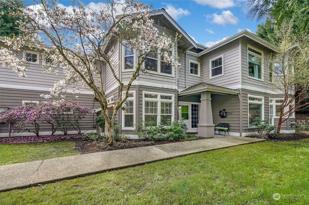 Photo of 4405 Providence Point Place SE #1625, Issaquah, WA 98029 (MLS # 2219295)