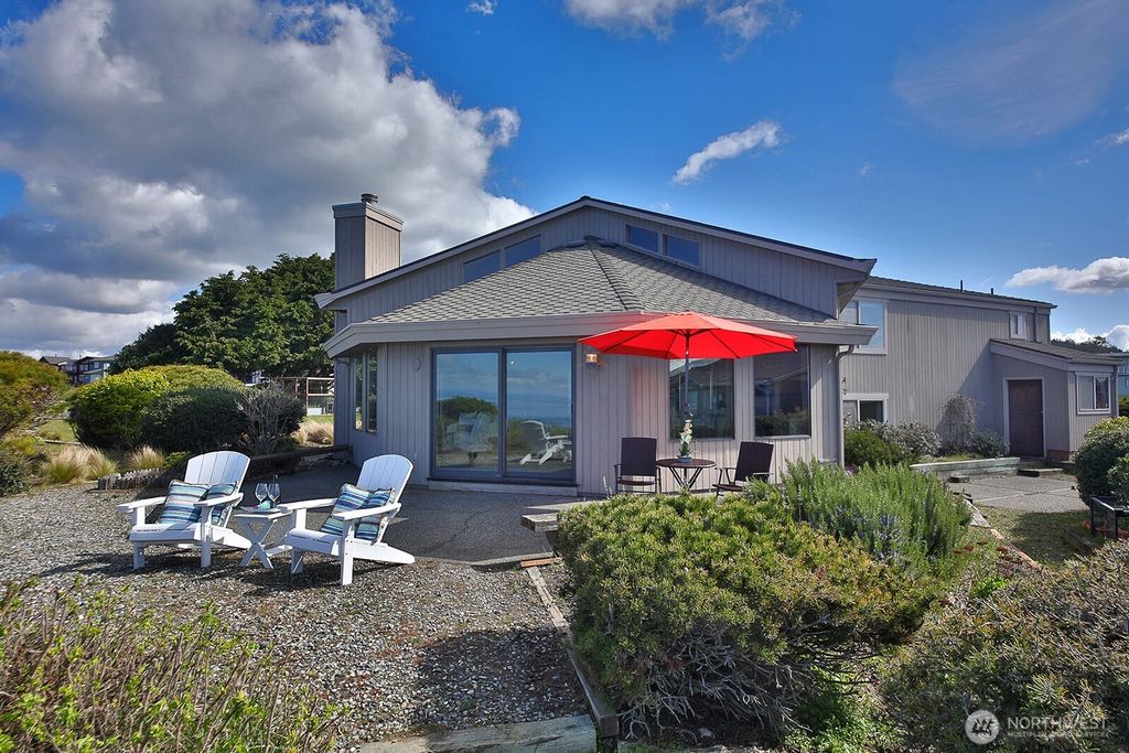 Photo of 795 Fort Ebey Road, Coupeville, WA 98239 (MLS # 2497154)