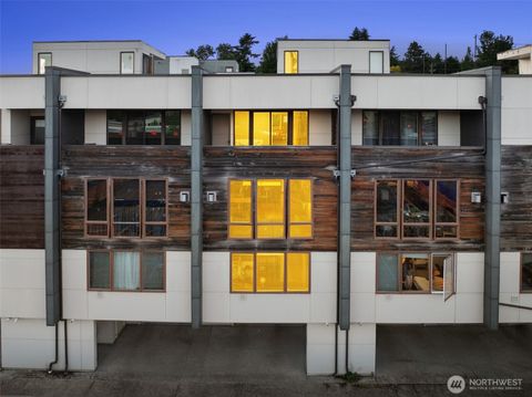3617 1st Avenue NW C Seattle WA 98107