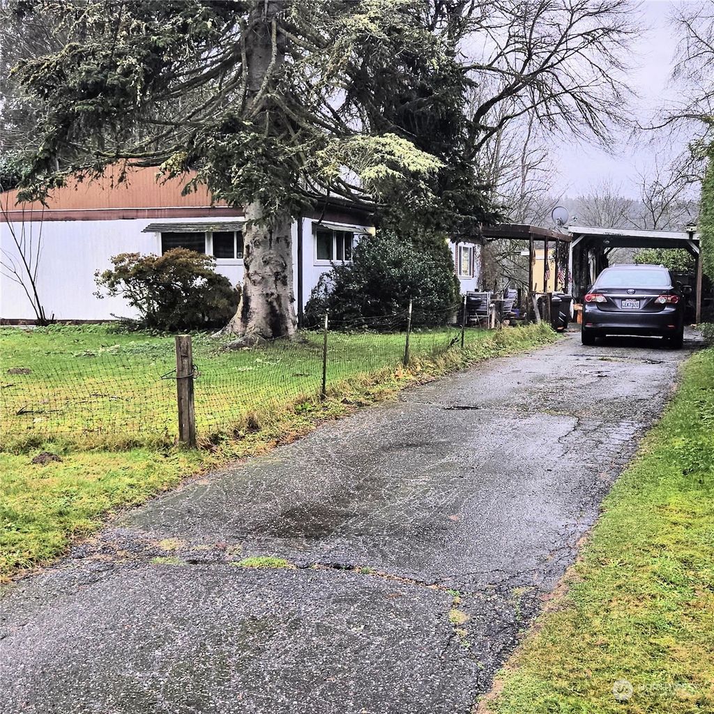 Photo of 6309 152 Avenue NE, Lake Stevens, WA 98258 (MLS # 2318122)