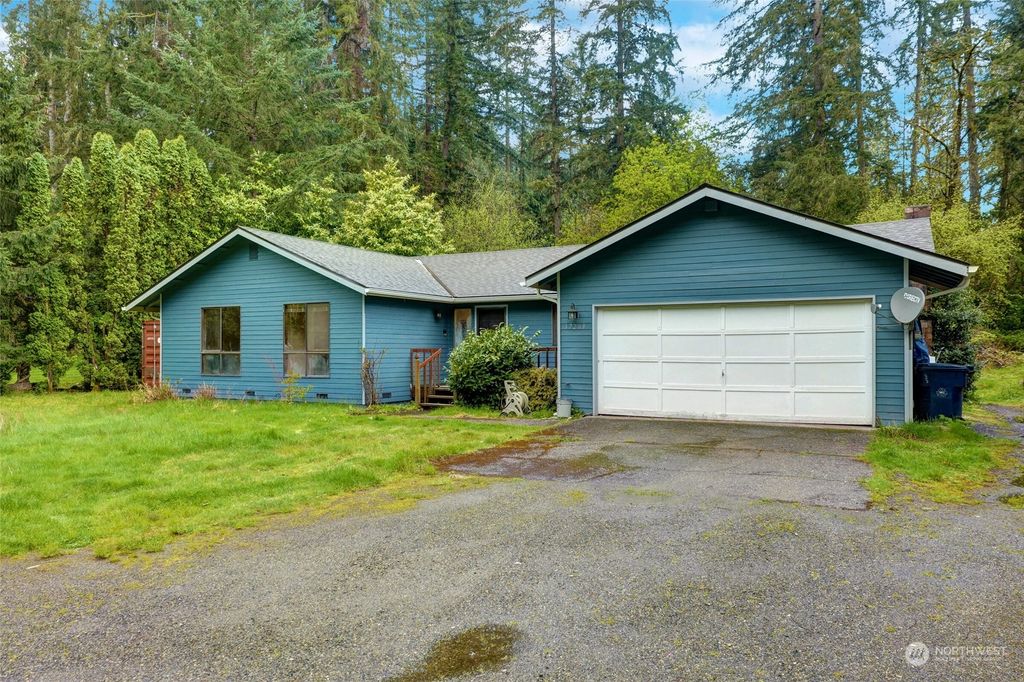 Photo of 17209 198th Avenue NE, Woodinville, WA 98077 (MLS # 2224758)