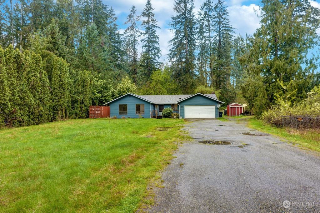 Photo of 17209 198th Avenue NE, Woodinville, WA 98077 (MLS # 2224758)