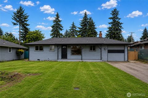 Photo of 24911 38th Avenue S, Kent, WA 98032 (MLS # 2515439)