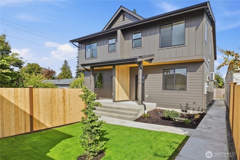 Photo of 4415 N 14th Street #B, Tacoma, WA 98406 (MLS # 2586088)