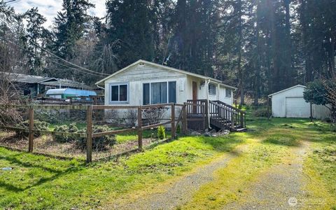 Photo of 1516 Garden Lane, Freeland, WA 98249 (MLS # 2490922)
