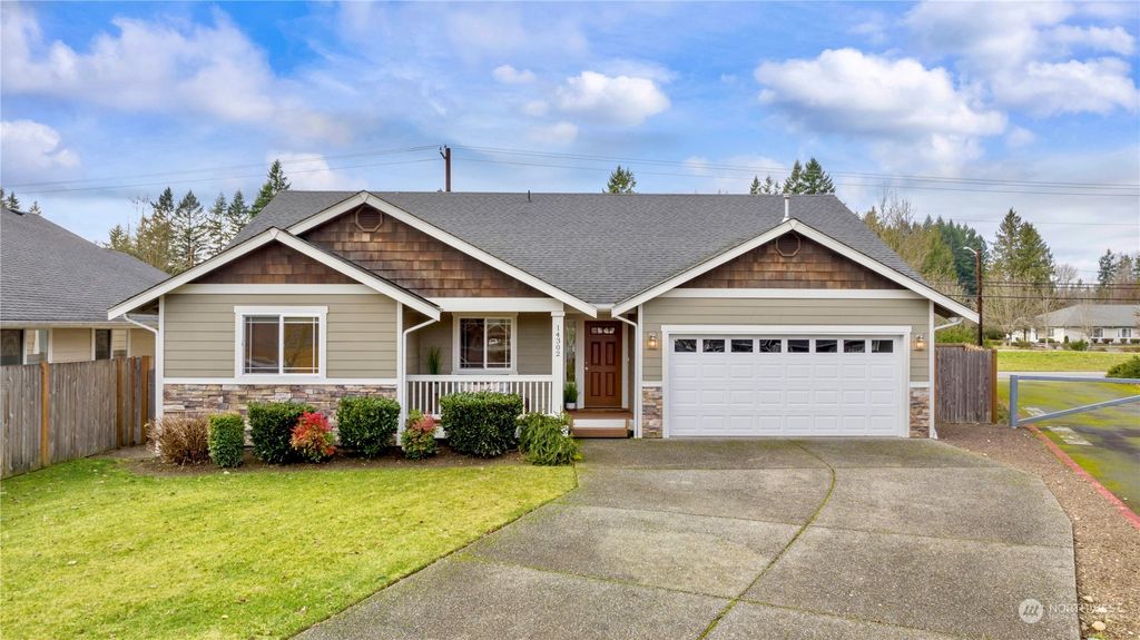 Photo of 14302 195th Drive SE, Monroe, WA 98272 (MLS # 2188944)