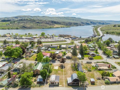 Photo of 0 NSA Beach Street, Pateros, WA 98846 (MLS # 2363904)