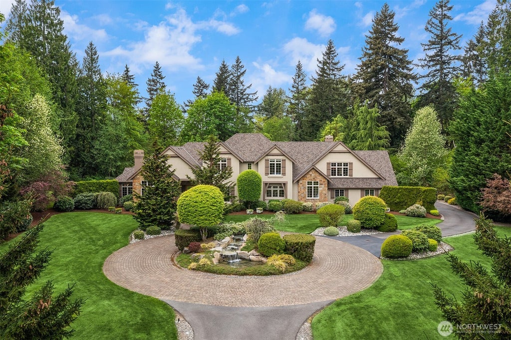 Photo of 8407 255th Avenue NE, Redmond, WA 98053 (MLS # 2522702)