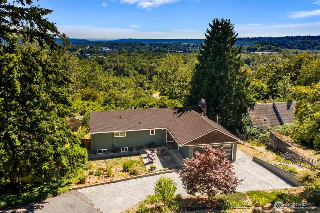 Photo of 7841 S 135th Street, Seattle, WA 98178 (MLS # 2564823)