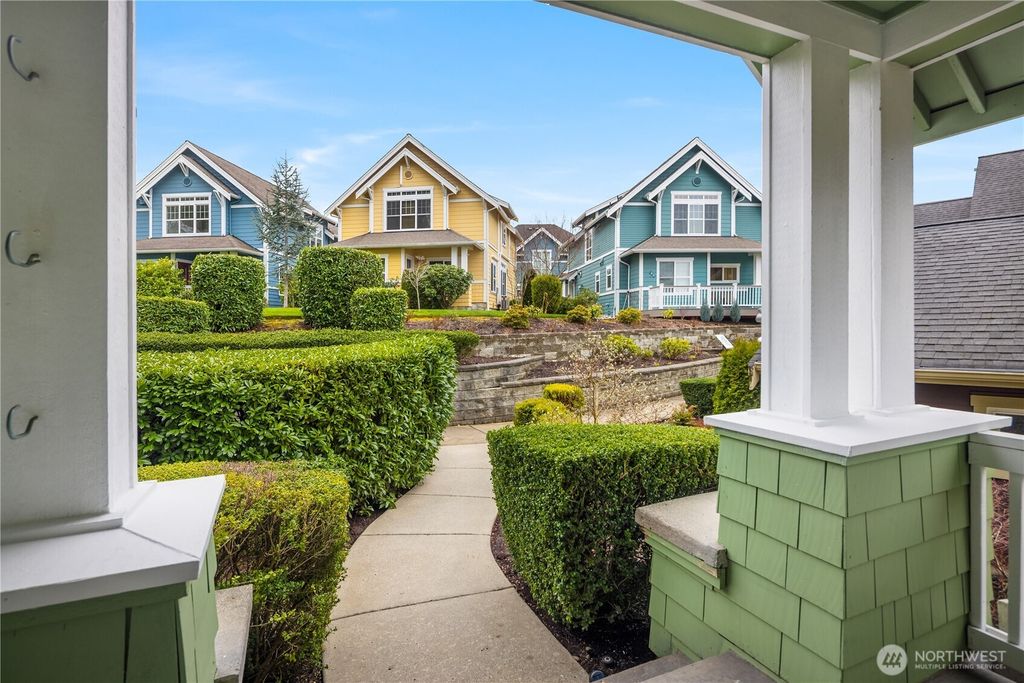 Photo of 1944 NE Katsura Street, Issaquah, WA 98029 (MLS # 2484165)