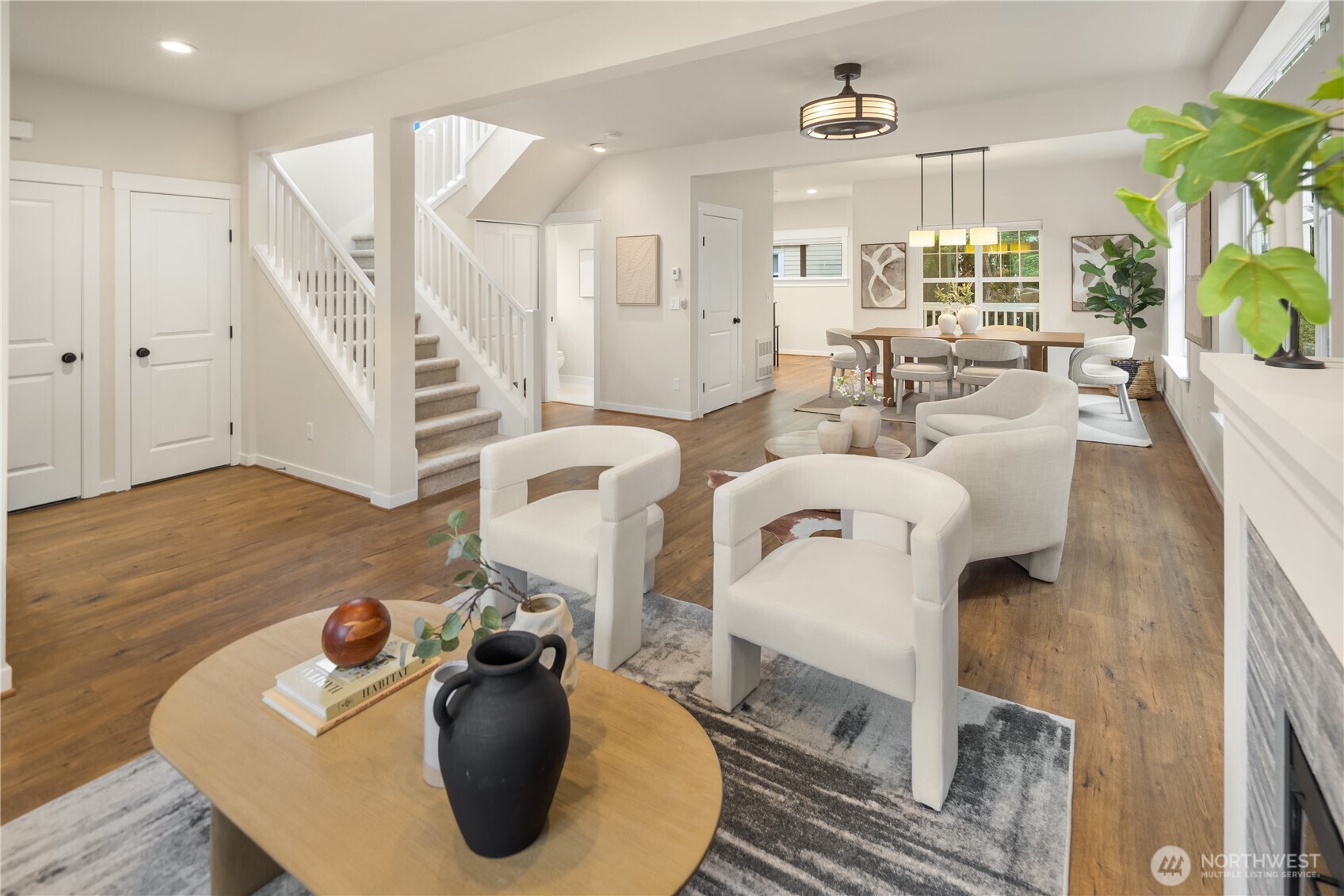 1944 NE Katsura Street