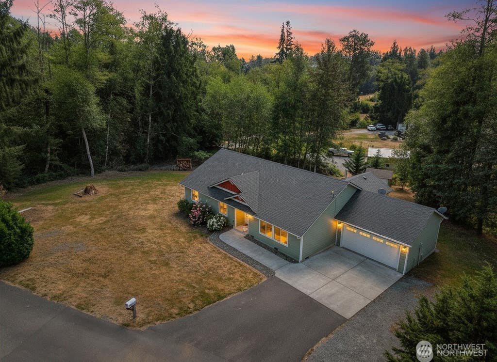 Photo of 214 280th Street NE, Arlington, WA 98223 (MLS # 2515463)