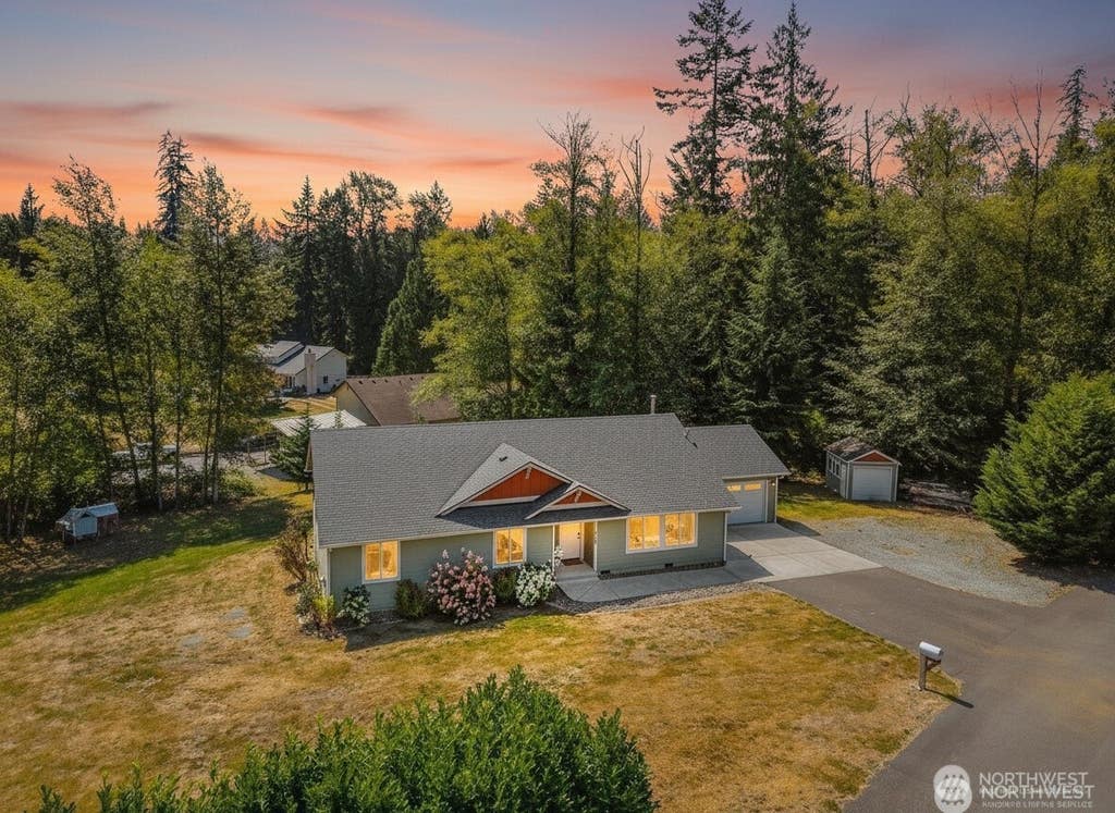 Photo of 214 280th Street NE, Arlington, WA 98223 (MLS # 2515463)
