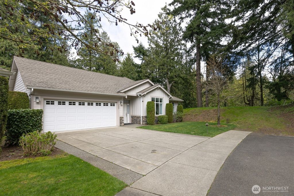 Photo of 237 Creekview Crest Crst, Lynden, WA 98264 (MLS # 2511084)