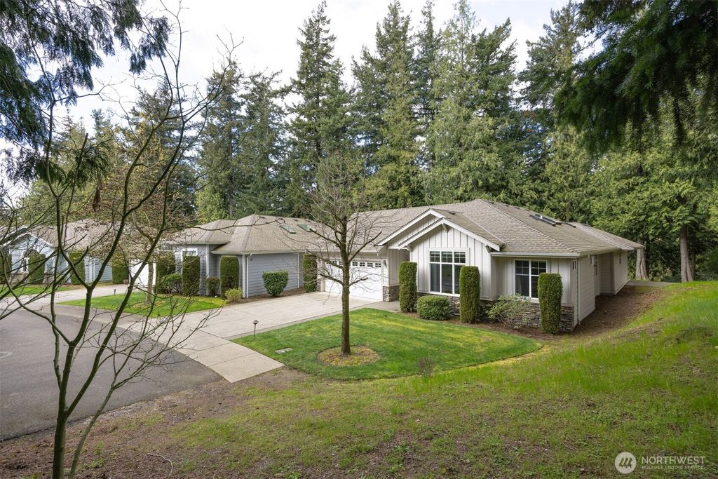 Photo of 237 Creekview Crest Crst, Lynden, WA 98264 (MLS # 2511084)