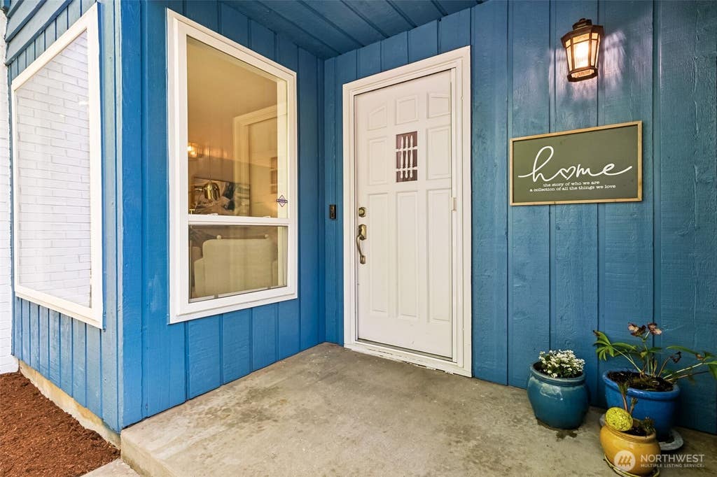 Photo of 25845 SE 152 Street, Issaquah, WA 98027 (MLS # 2546241)