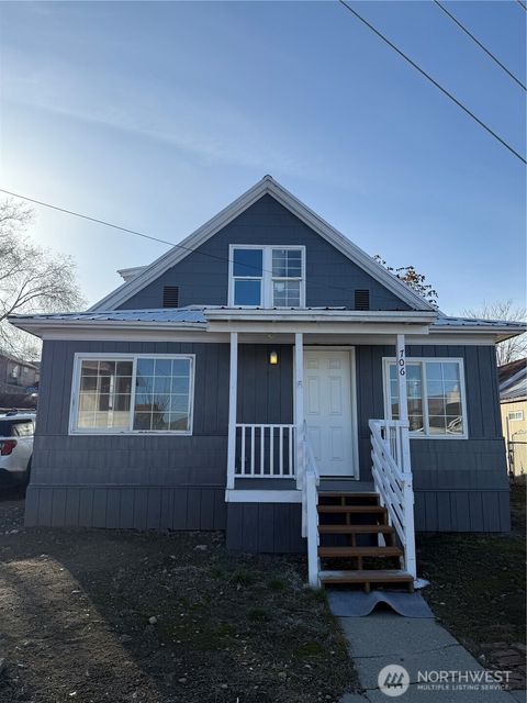 706 Cashmere Street, Wenatchee, WA 98801 - MLS#: 2341399