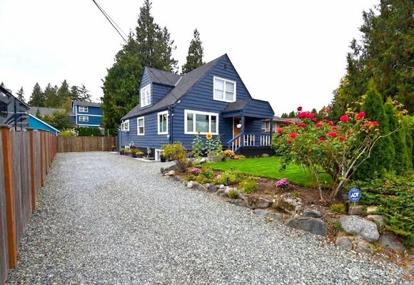 12537 19TH AVE NE, SEATTLE, WA 98125 - Image d9e37e10be8198004f603b1bd2aaa0ce/3681743957