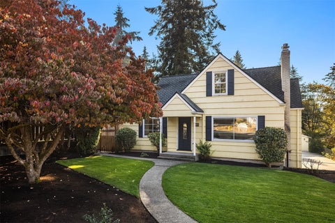 Photo of 223 SW 142nd Street, Burien, WA 98166 (MLS # 2590204)