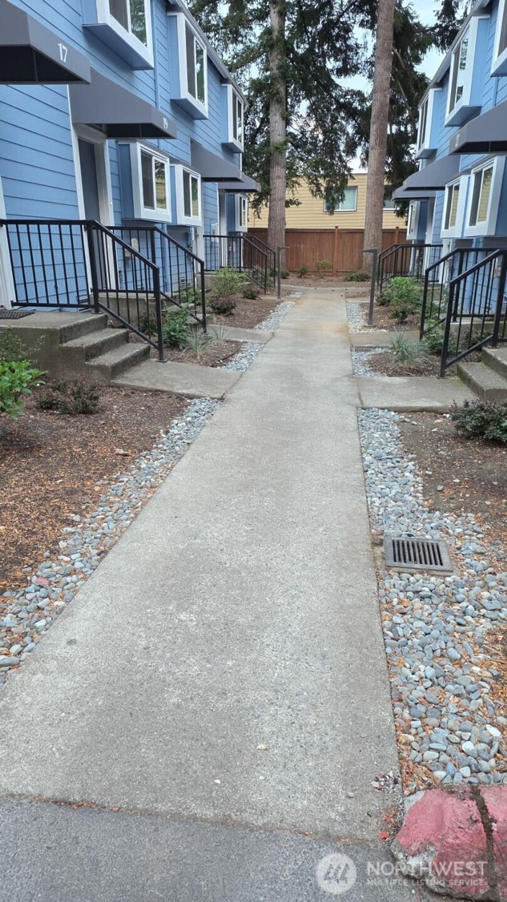 Photo of 29 146th Avenue SE #C3, Bellevue, WA 98007 (MLS # 2524296)