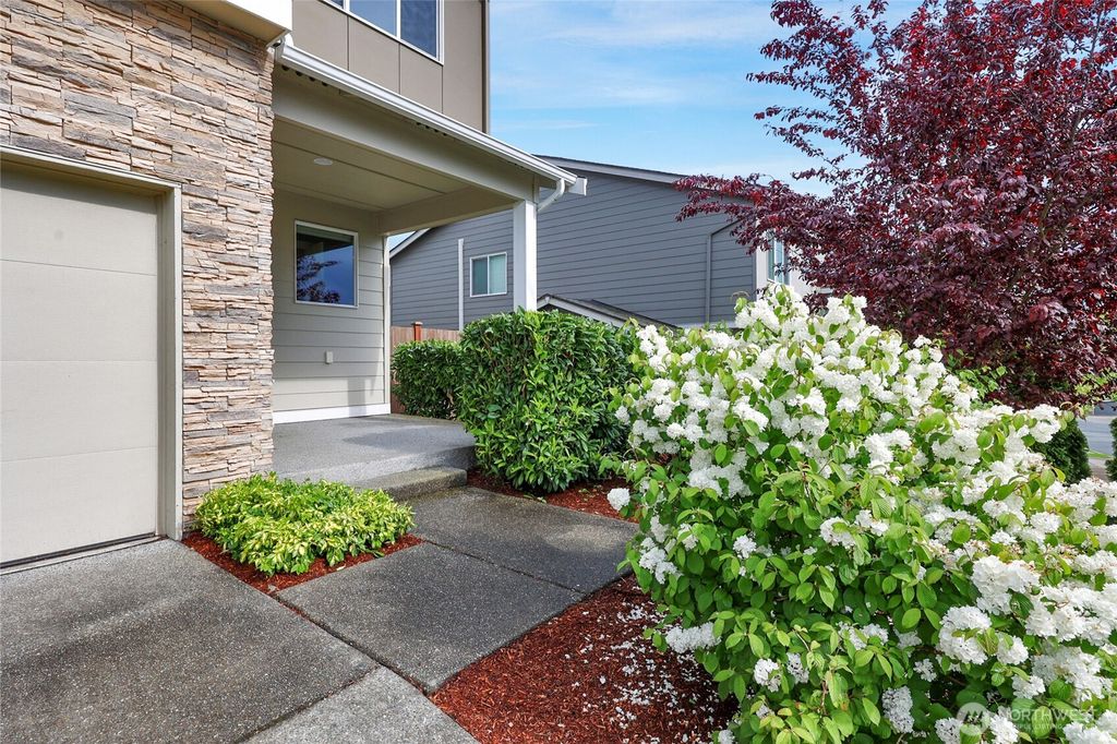 Photo of 3109 73rd Avenue NE, Marysville, WA 98270 (MLS # 2378639)