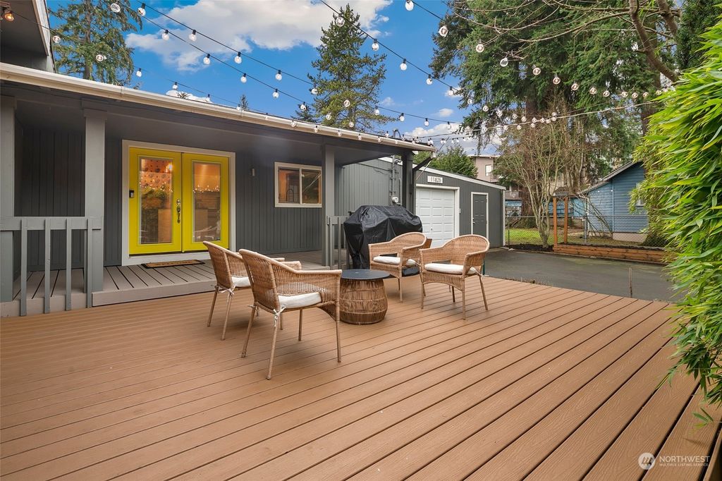 Photo of 11825 32nd Avenue NE, Seattle, WA 98125 (MLS # 2320492)