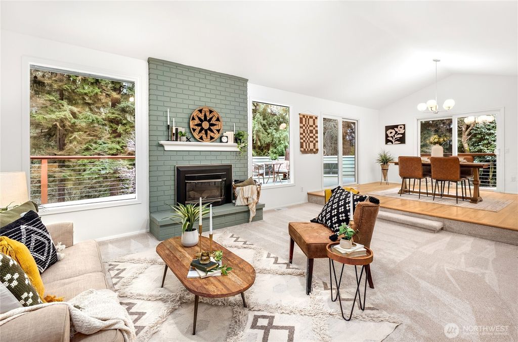 Photo of 15727 Cascadian Way, Bothell, WA 98012 (MLS # 2489988)