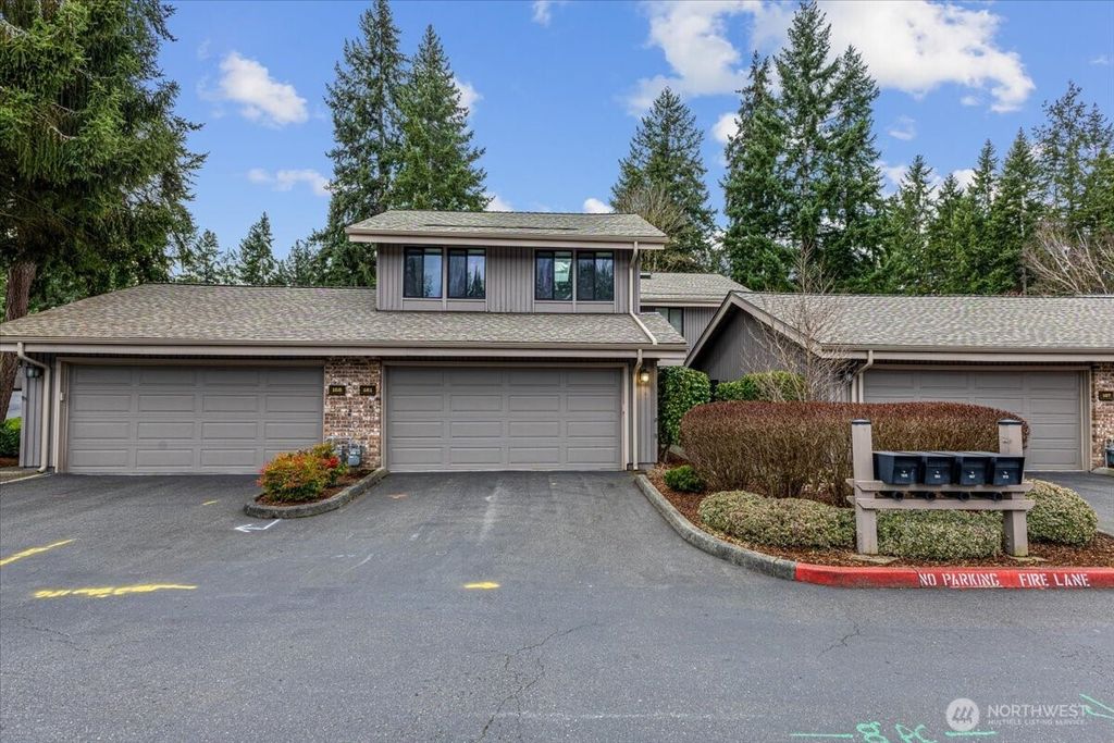Photo of 161 142ND Place NE, Bellevue, WA 98007 (MLS # 2473495)