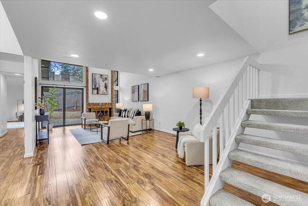 Photo of 161 142ND Place NE, Bellevue, WA 98007 (MLS # 2473495)