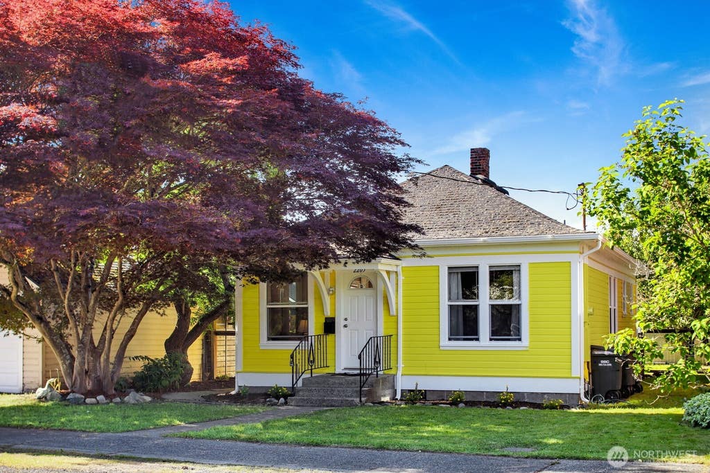 Photo of 2205 W North Street, Bellingham, WA 98225 (MLS # 2539470)